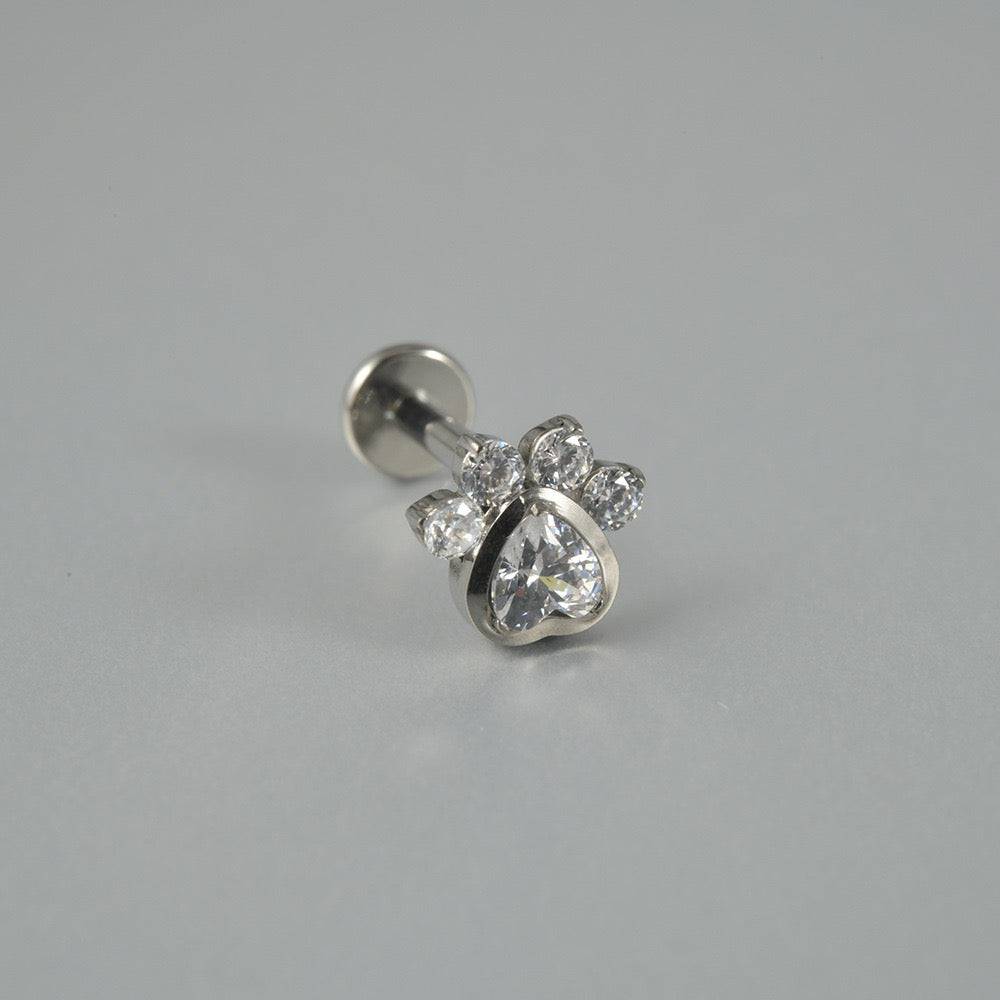 Paw Labret