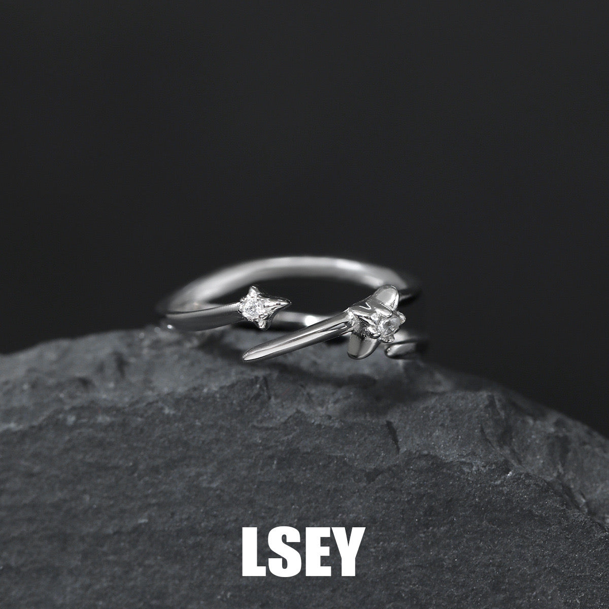 Astrea Ring