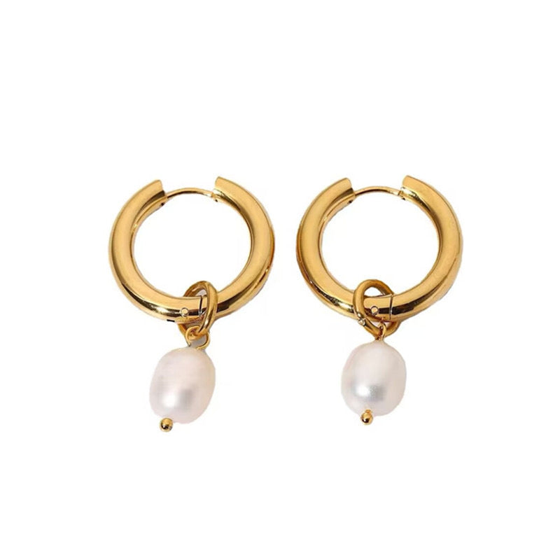 Demi Hoops