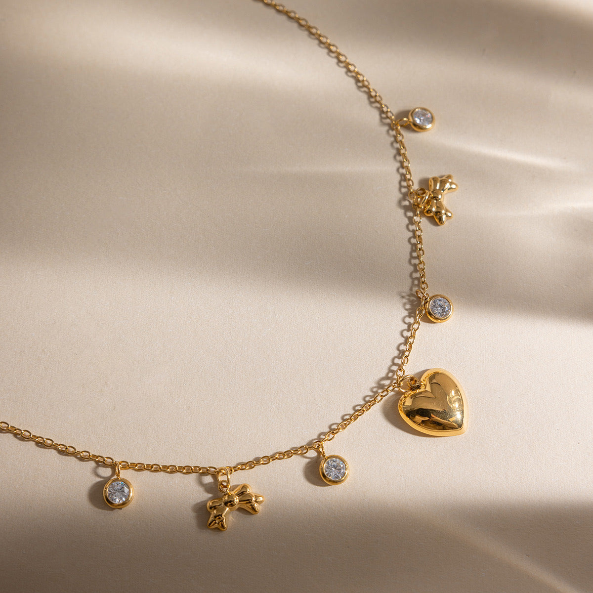 Belle Necklace