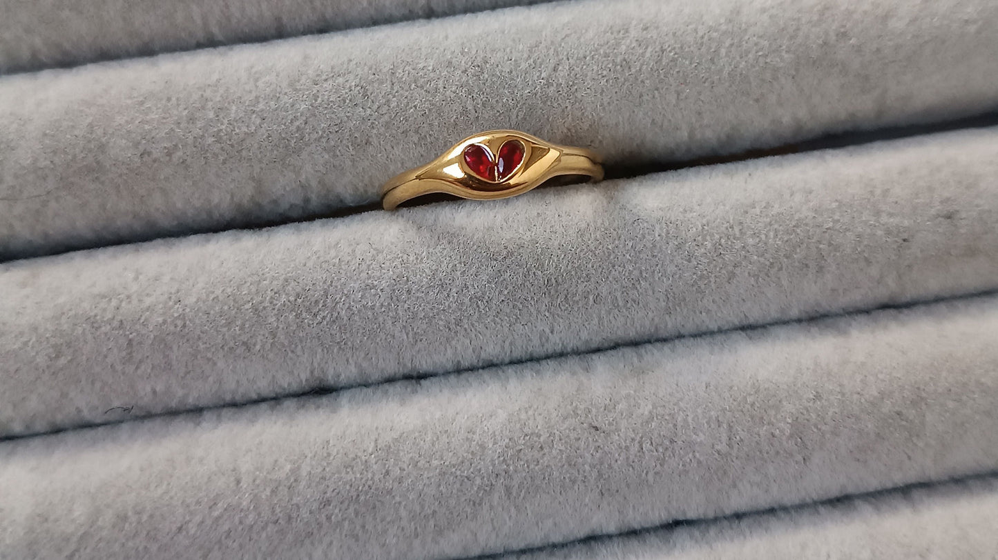 True Red Ring