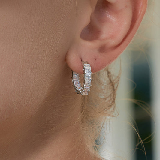 Celine Hoops