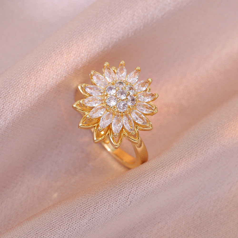 Mirna Sunflower Ring