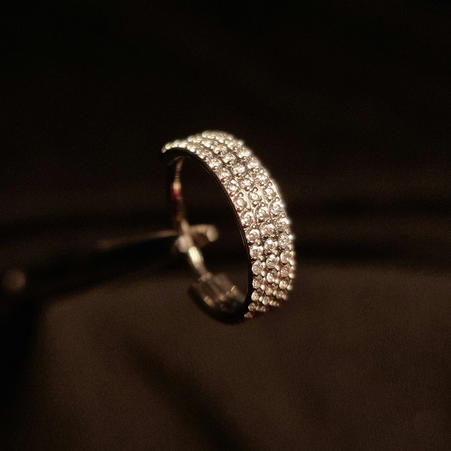 Triple Diamond Clicker Hoop