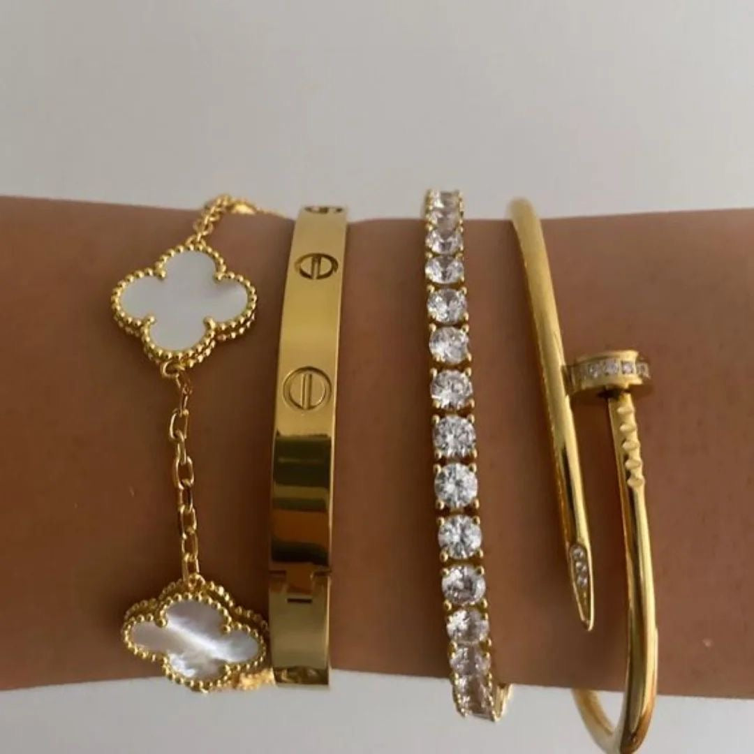 Love Clear Golden Bracelet