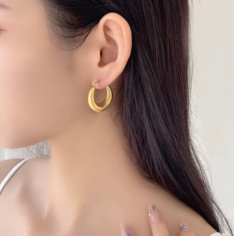 Gia Silver Hoops