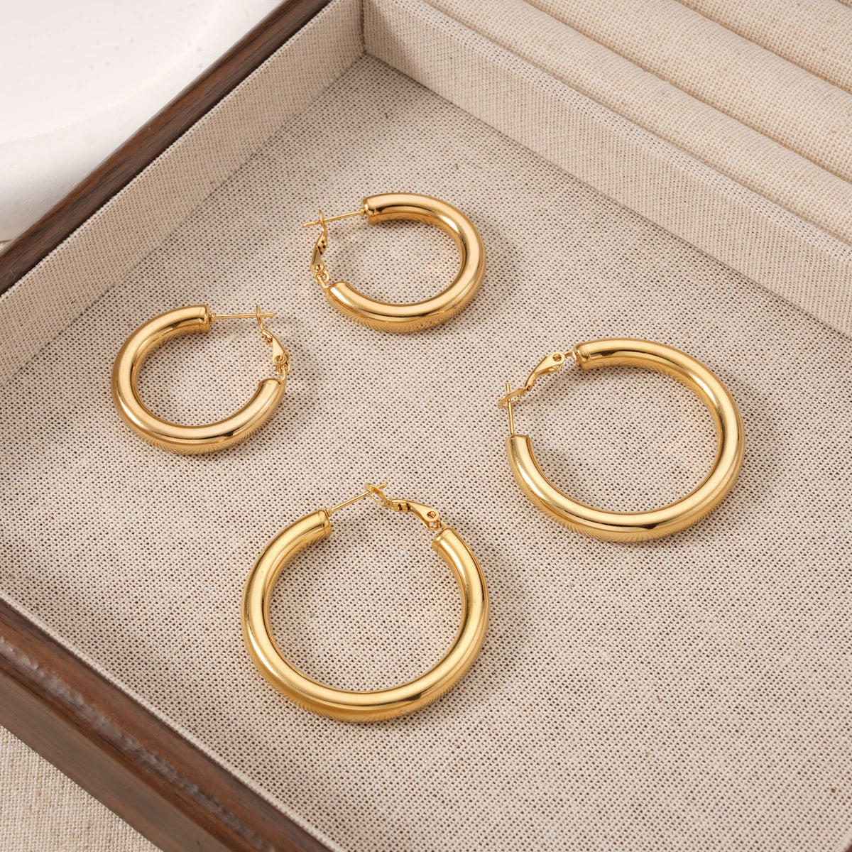 Elaris Hoops