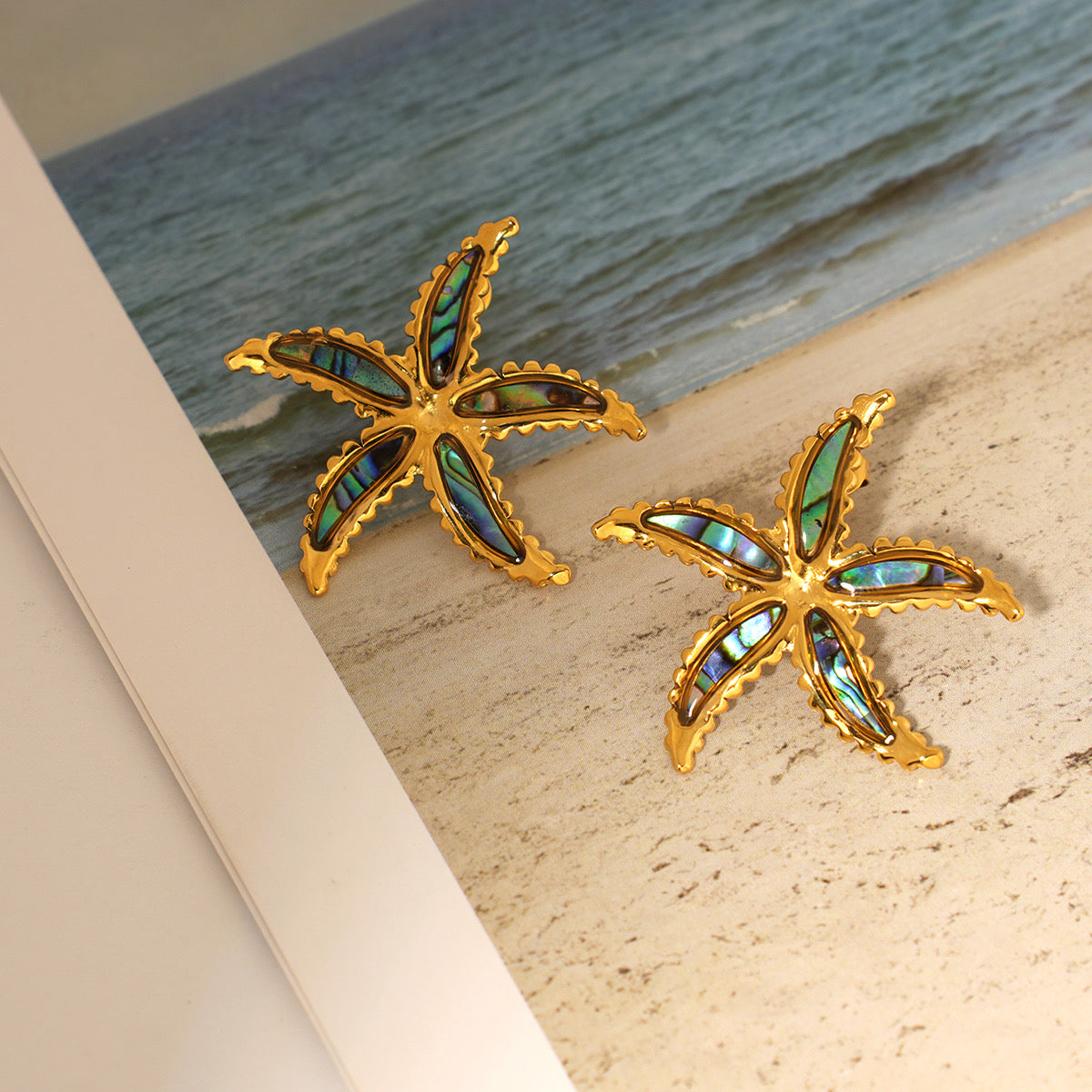 Astrolirus Earrings