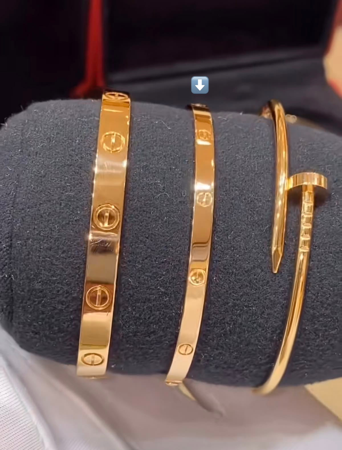 Thin Love Clear Golden Bracelet