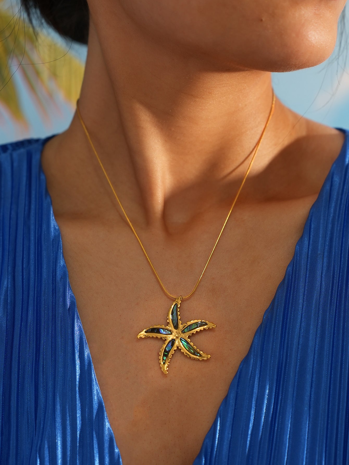 Astrolirus Necklace
