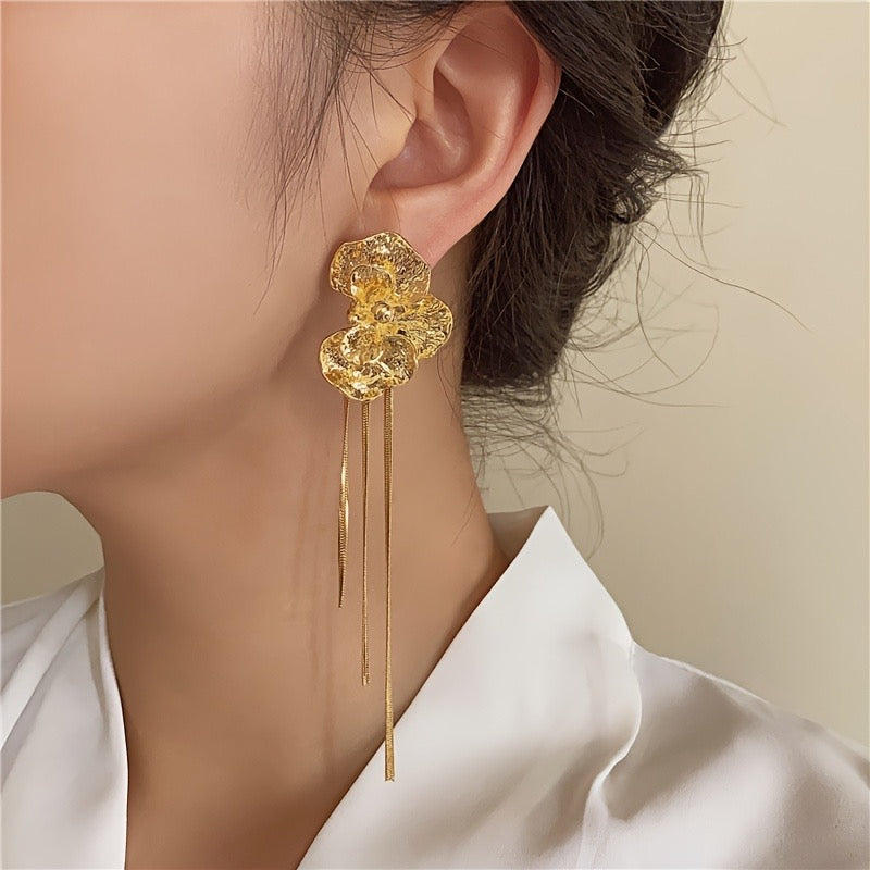 Maelis Earrings