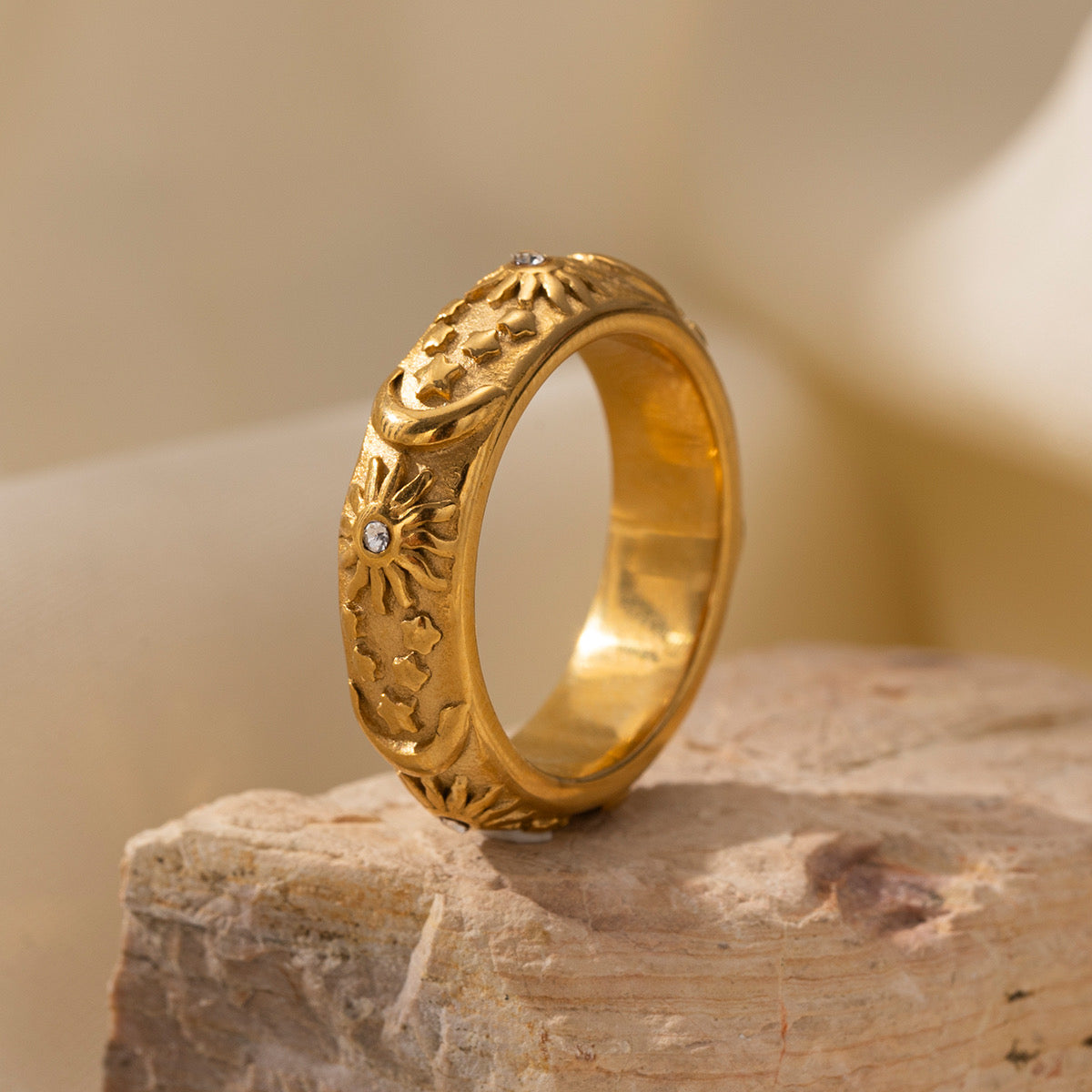 Nova Band Ring