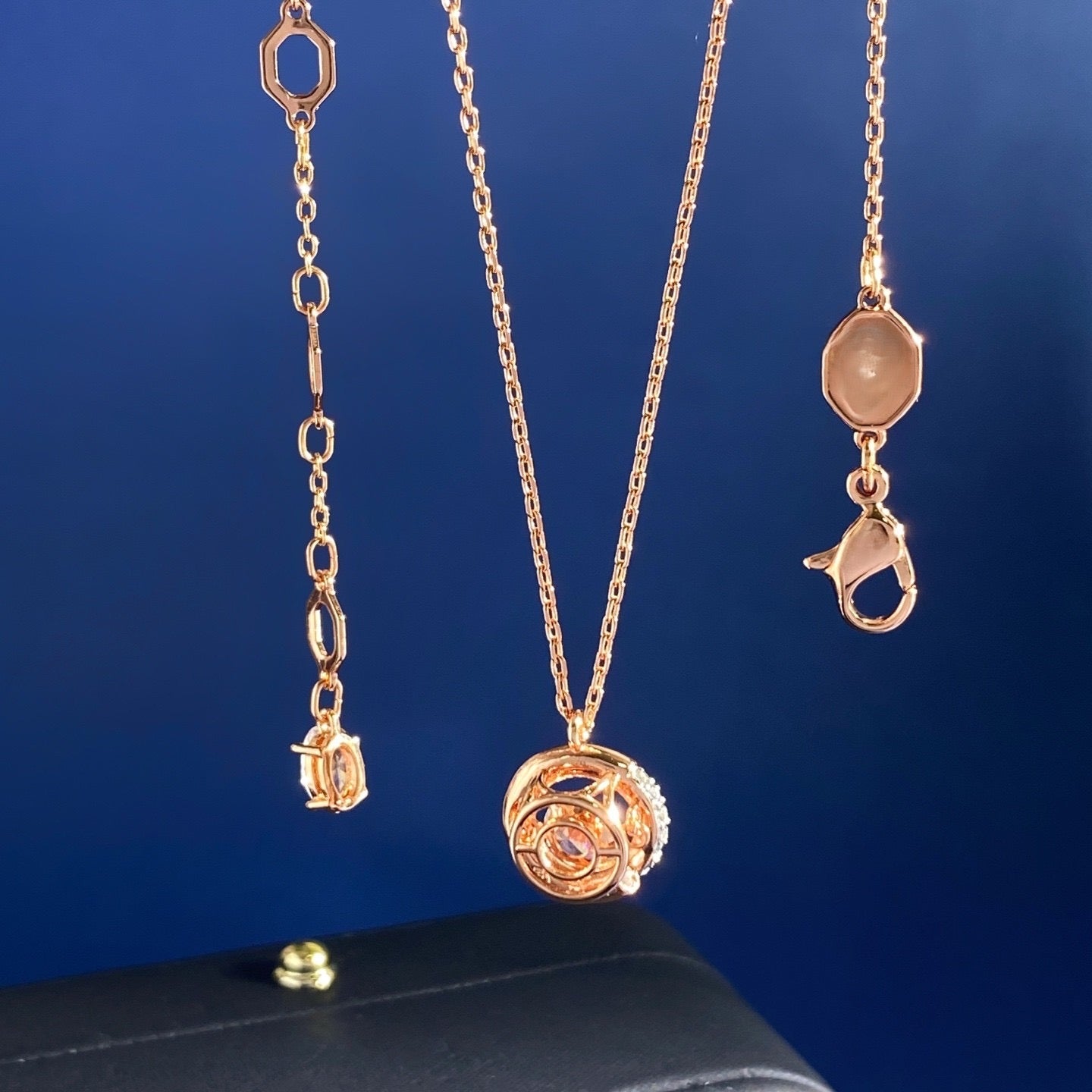 Dextera Necklace