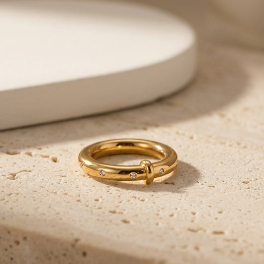 Knot Ring