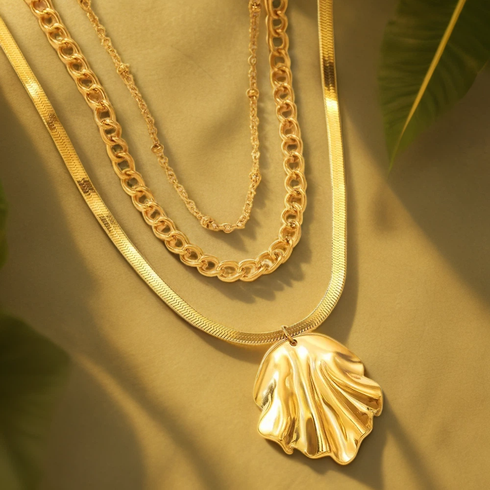 Seashell Layers Necklace