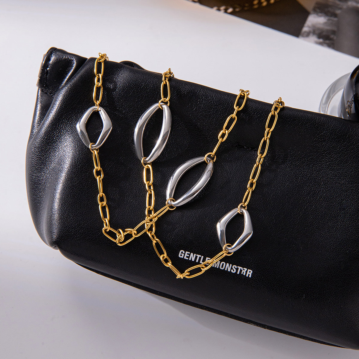 Sculpt Necklace