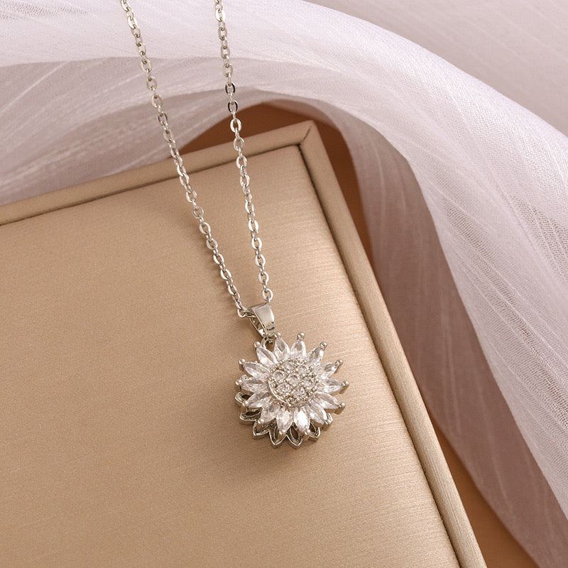 Mirna Necklace