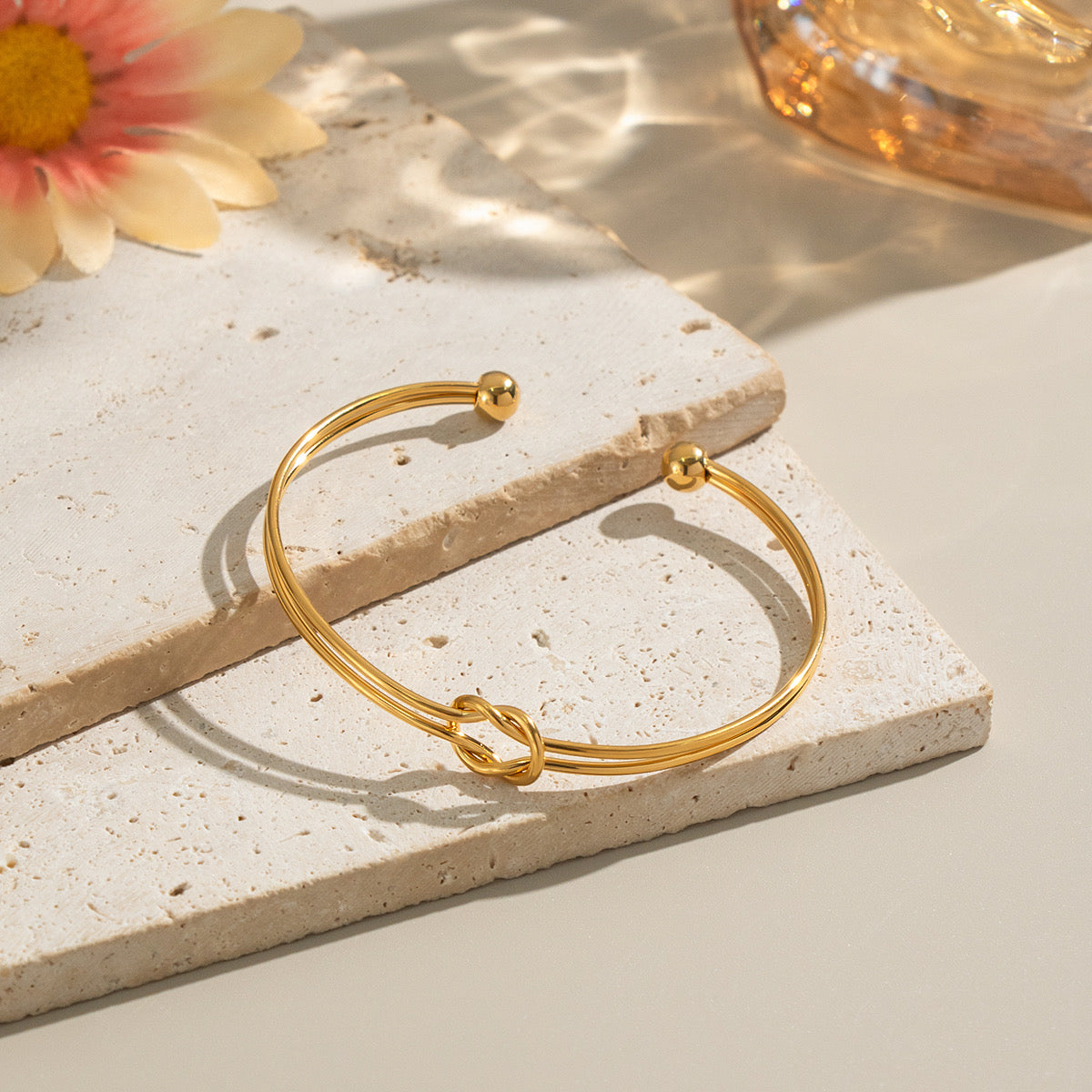 The Knot Bracelet