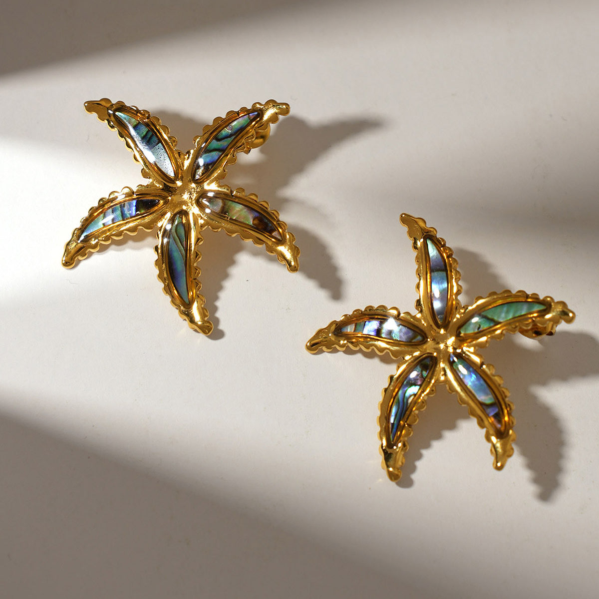 Astrolirus Earrings