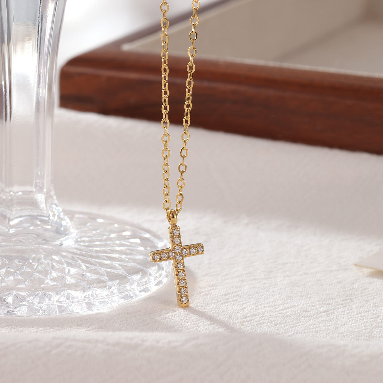Luz Necklace