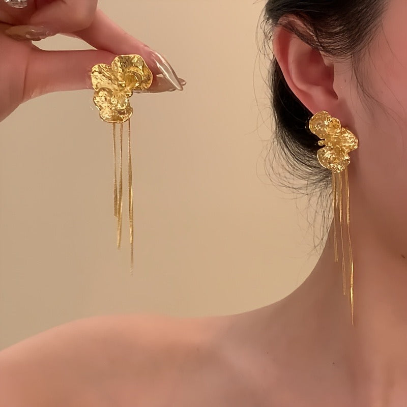 Maelis Earrings