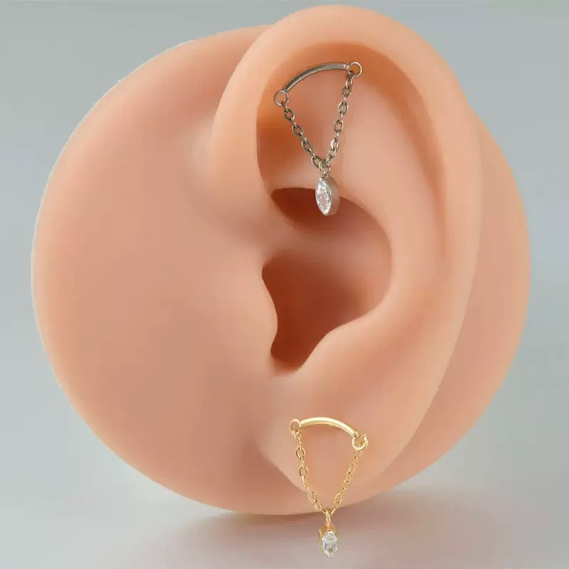 Spark Dangling Labret