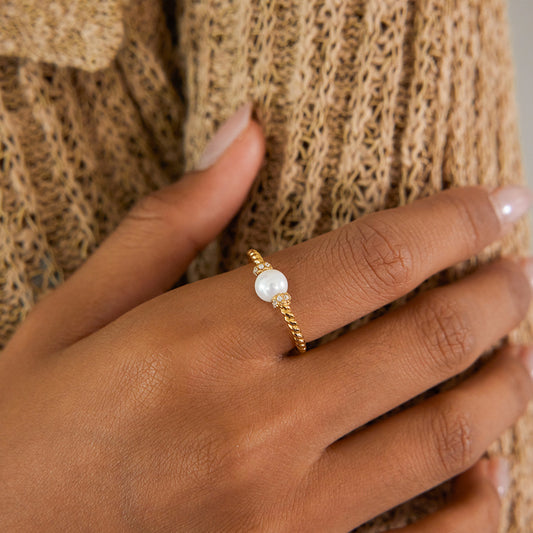 Vintage Pearl Ring
