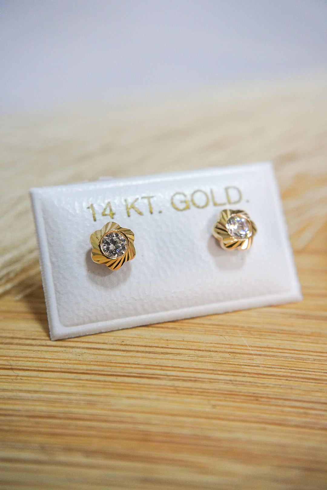 Shiny Flower 14k Solid Gold Earrings