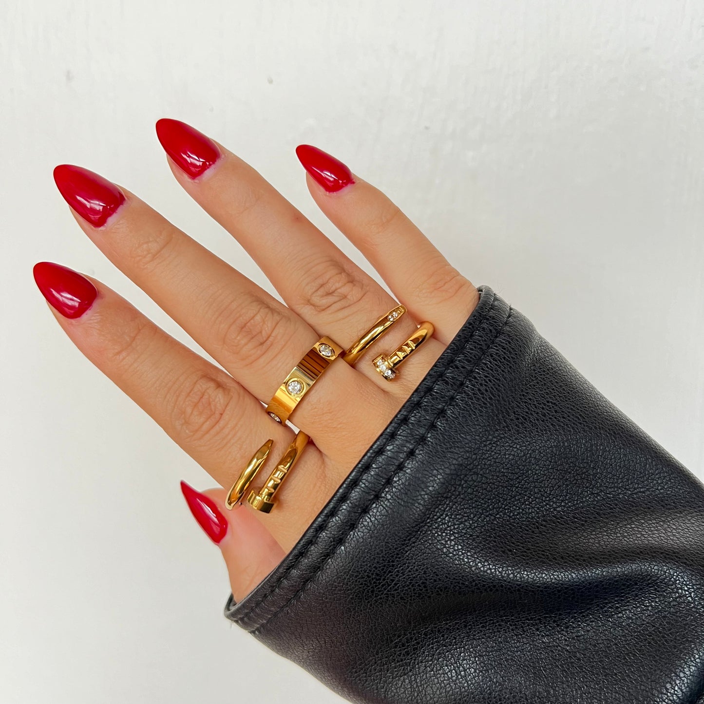 Love Golden Ring