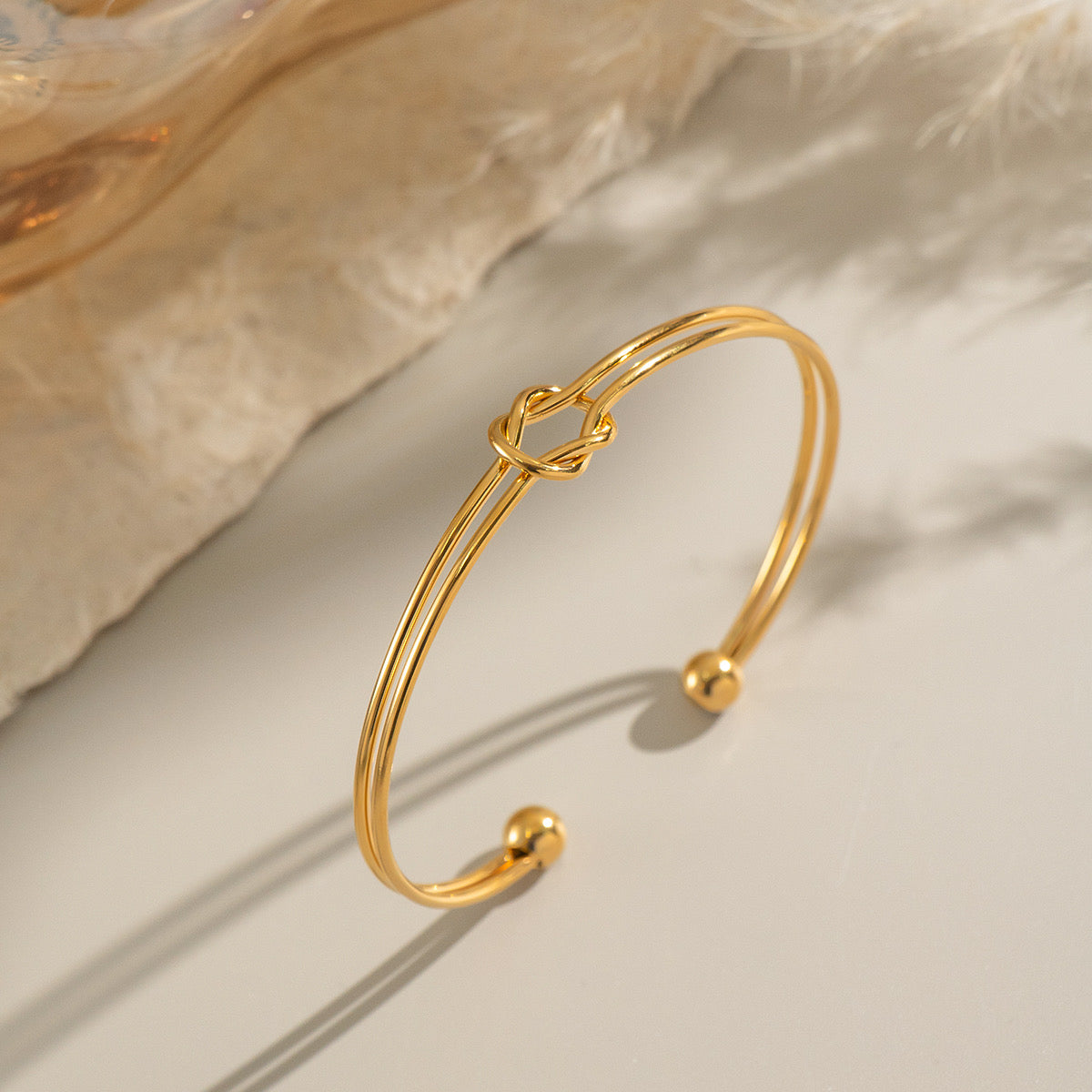 The Knot Bracelet