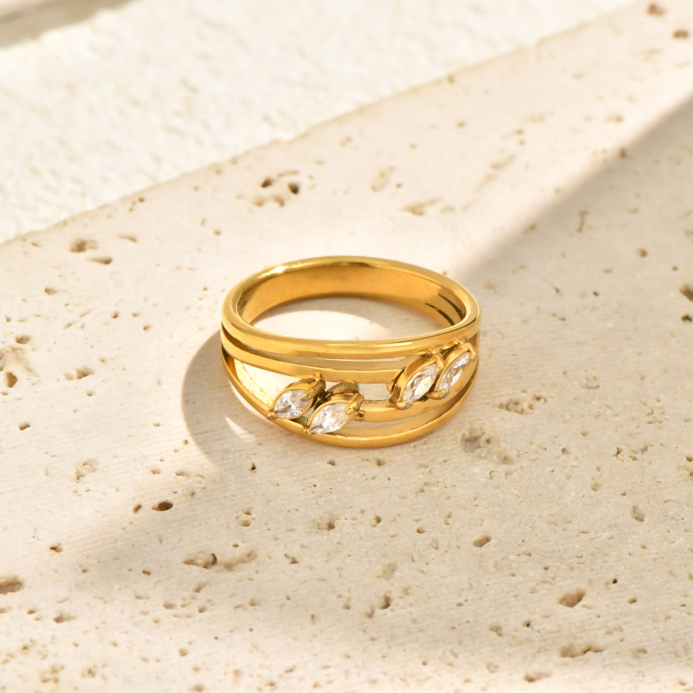 Fine Aura Ring