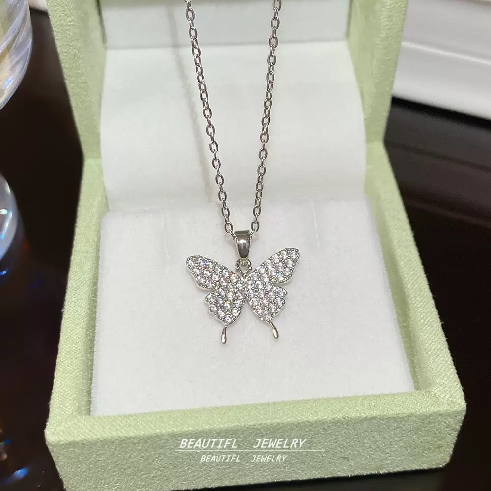 Aletea Necklace