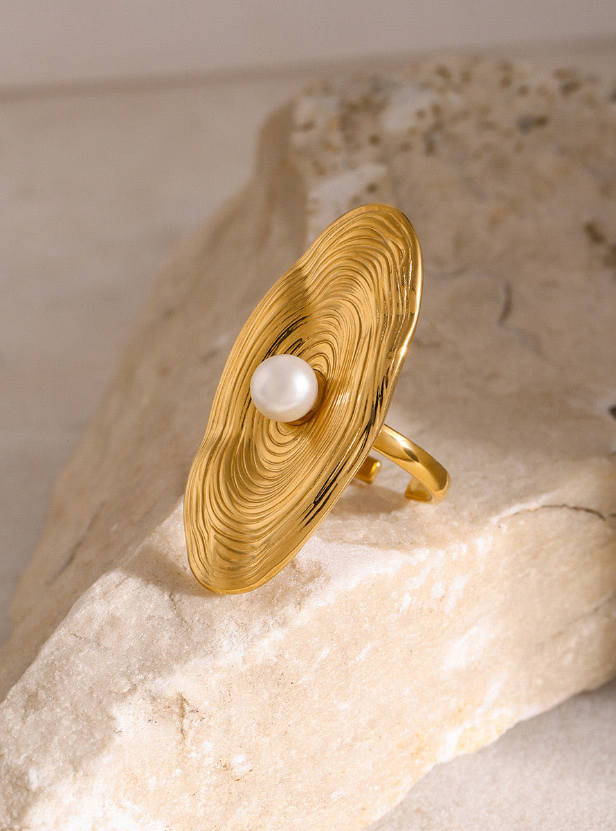 Sea of Gold Ring