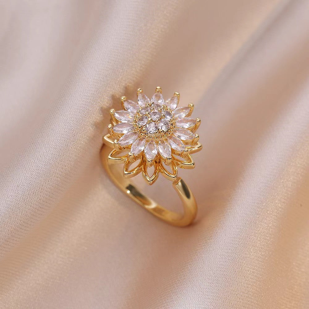 Mirna Sunflower Ring