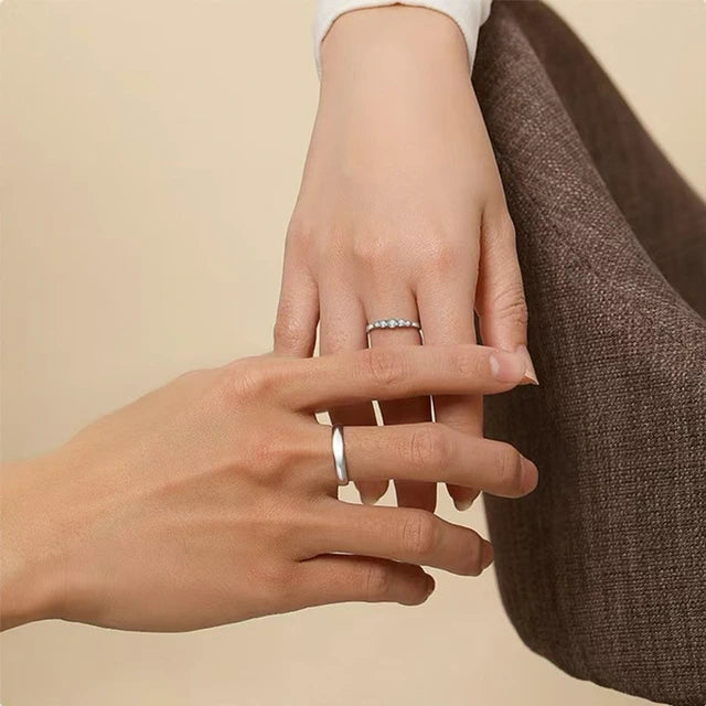 Lazos Couple Ring