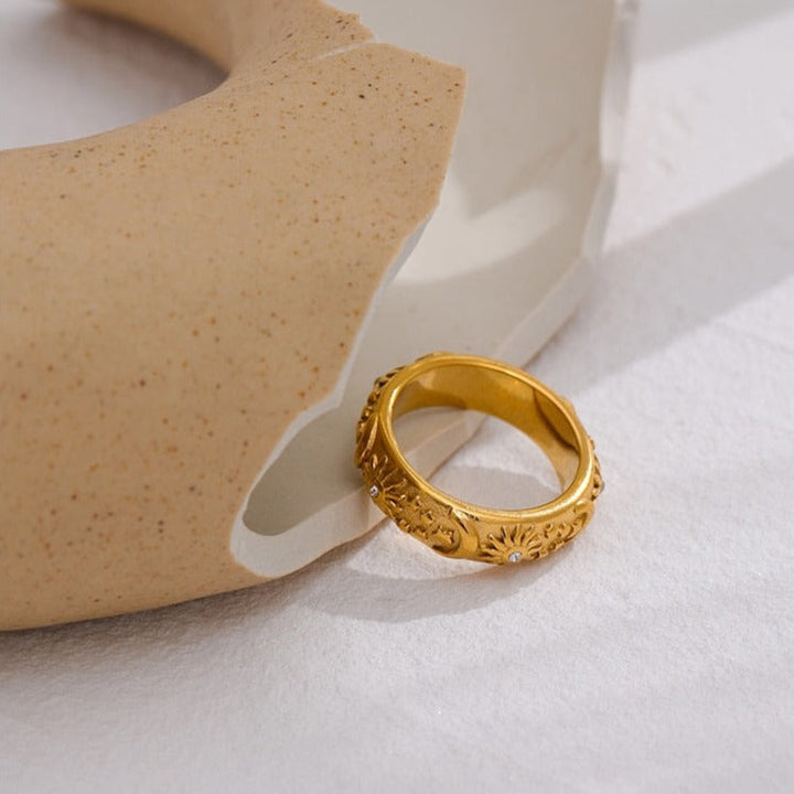 Nova Band Ring