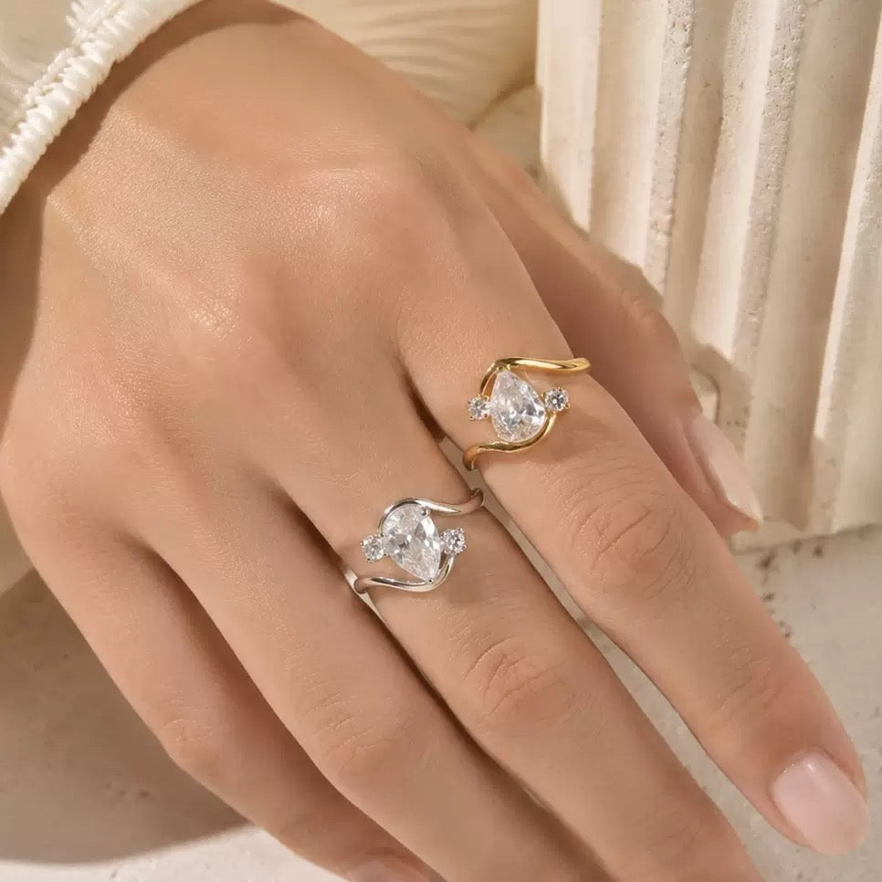 Swan Ring