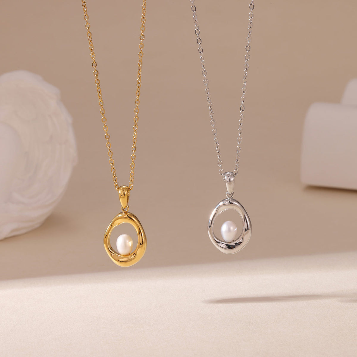 La Perle Necklace