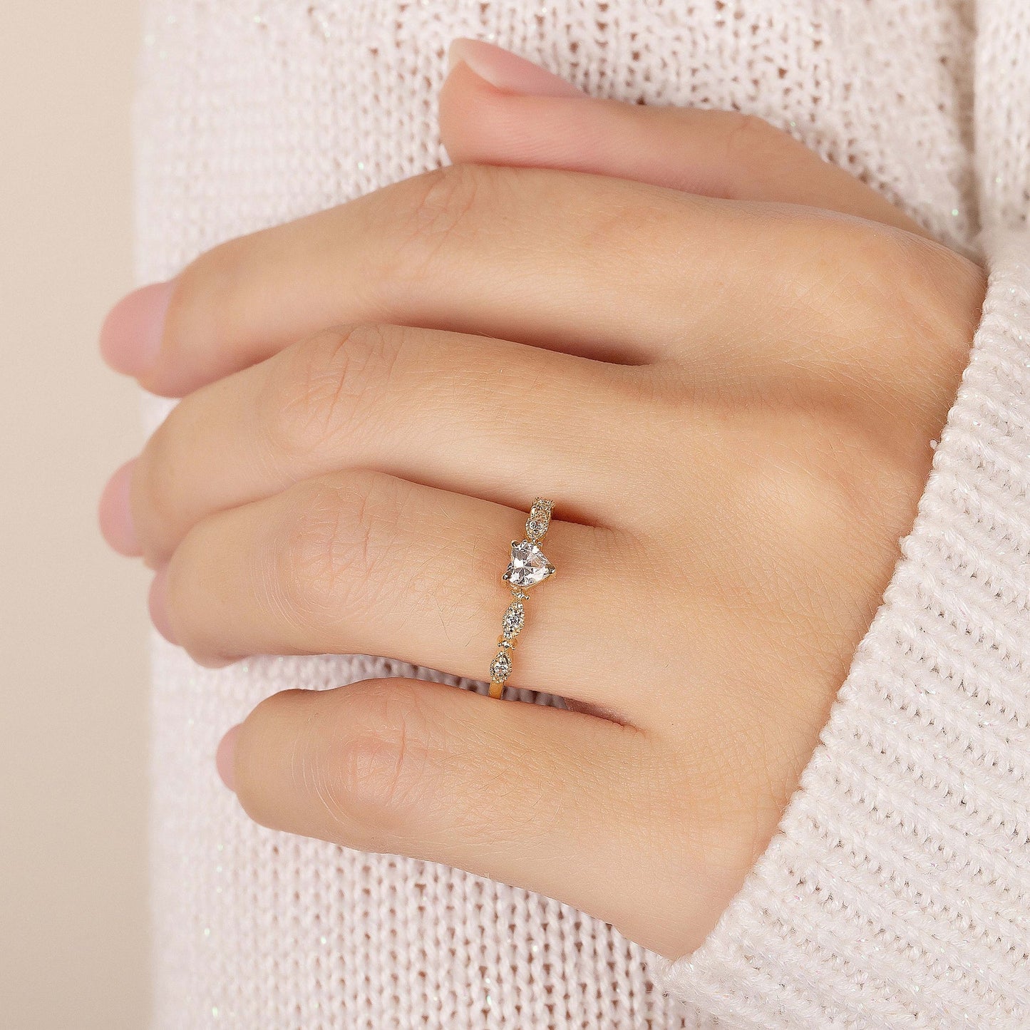 Lumière Heart Ring