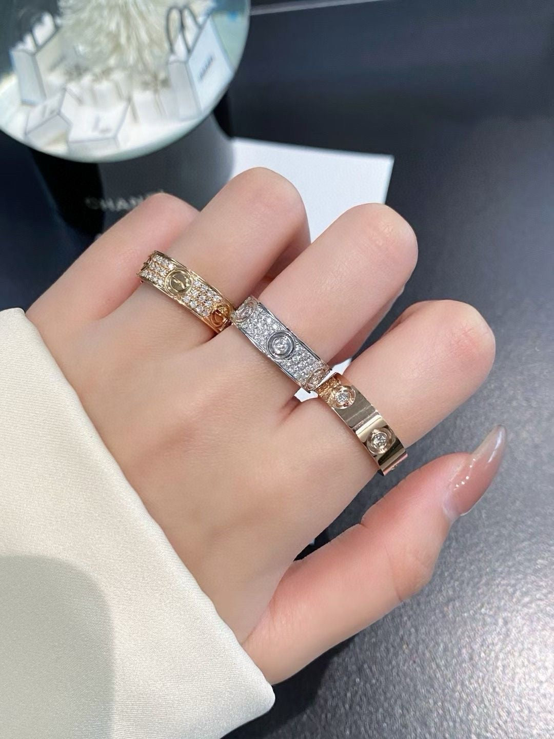 Love Full Pavé Silver Ring
