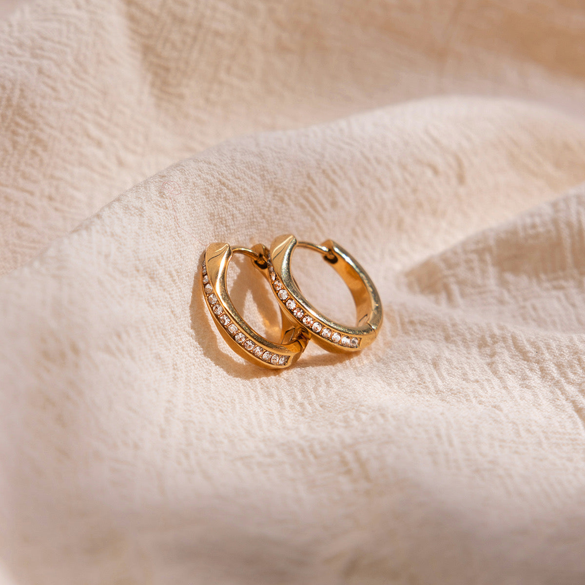 Aurelia Hoops