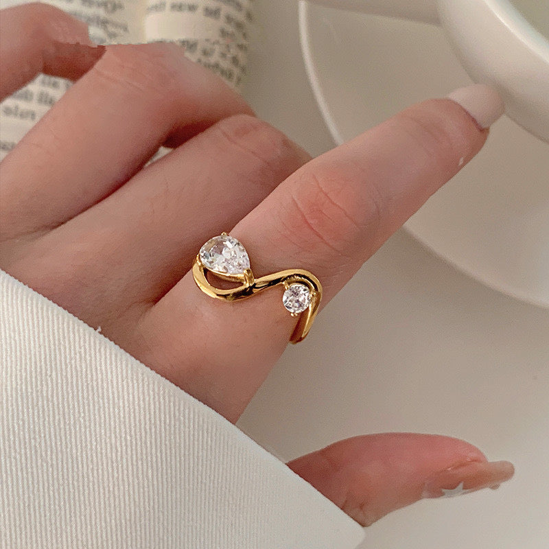 Linear Crystal Ring