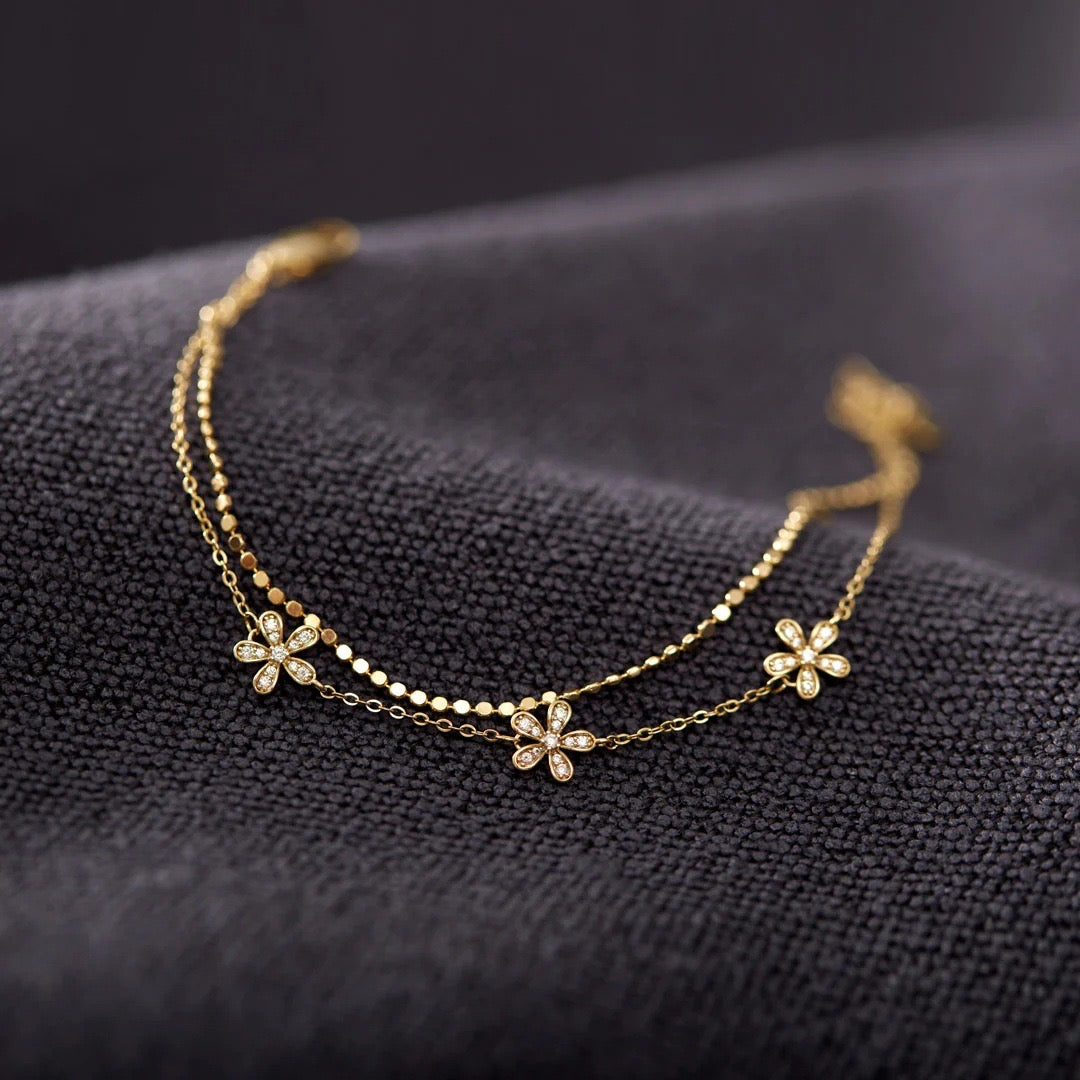 Soft Bloom Bracelet
