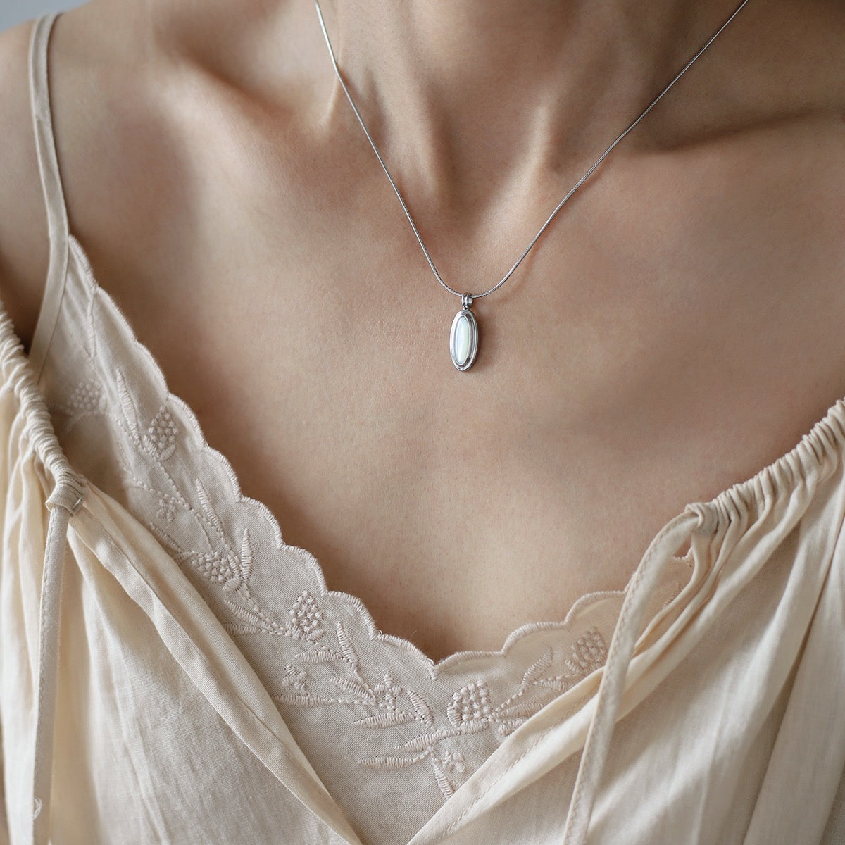 Nayade Necklace