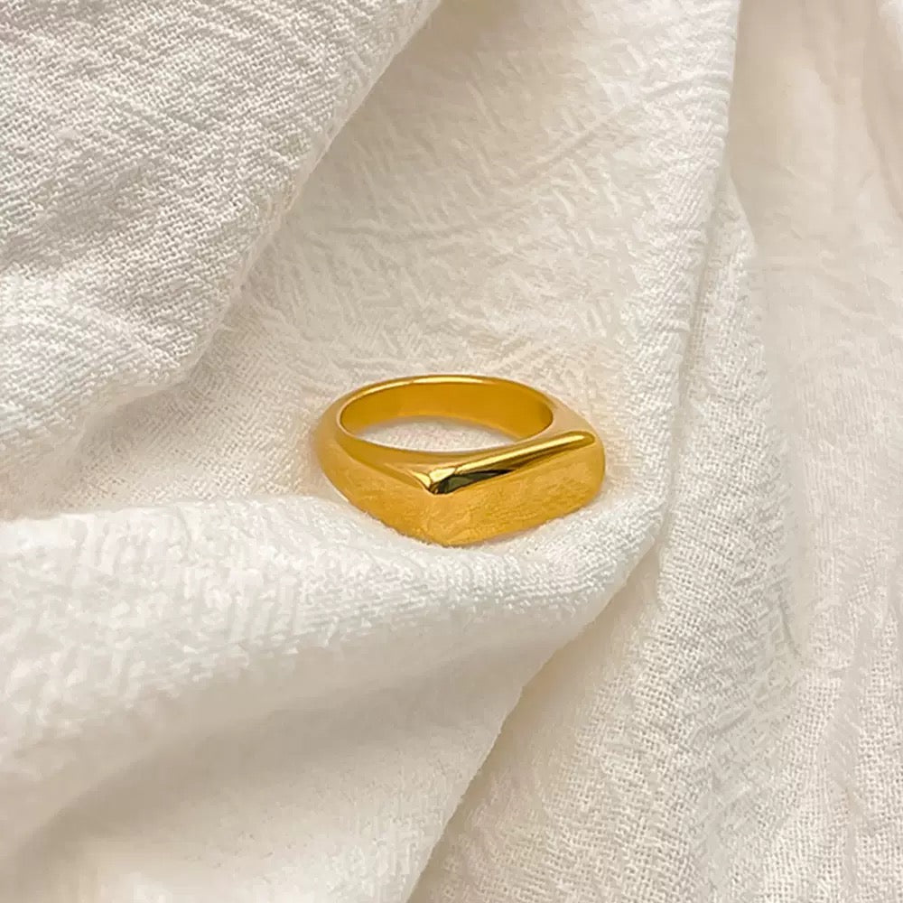 Signum Ring
