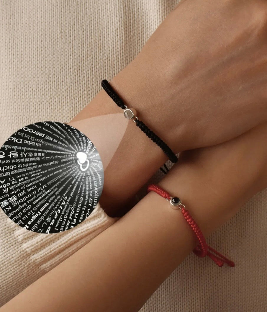 Te amo en 100 idiomas Couple Bracelets