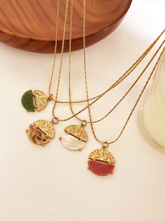 Natural Stones Necklace