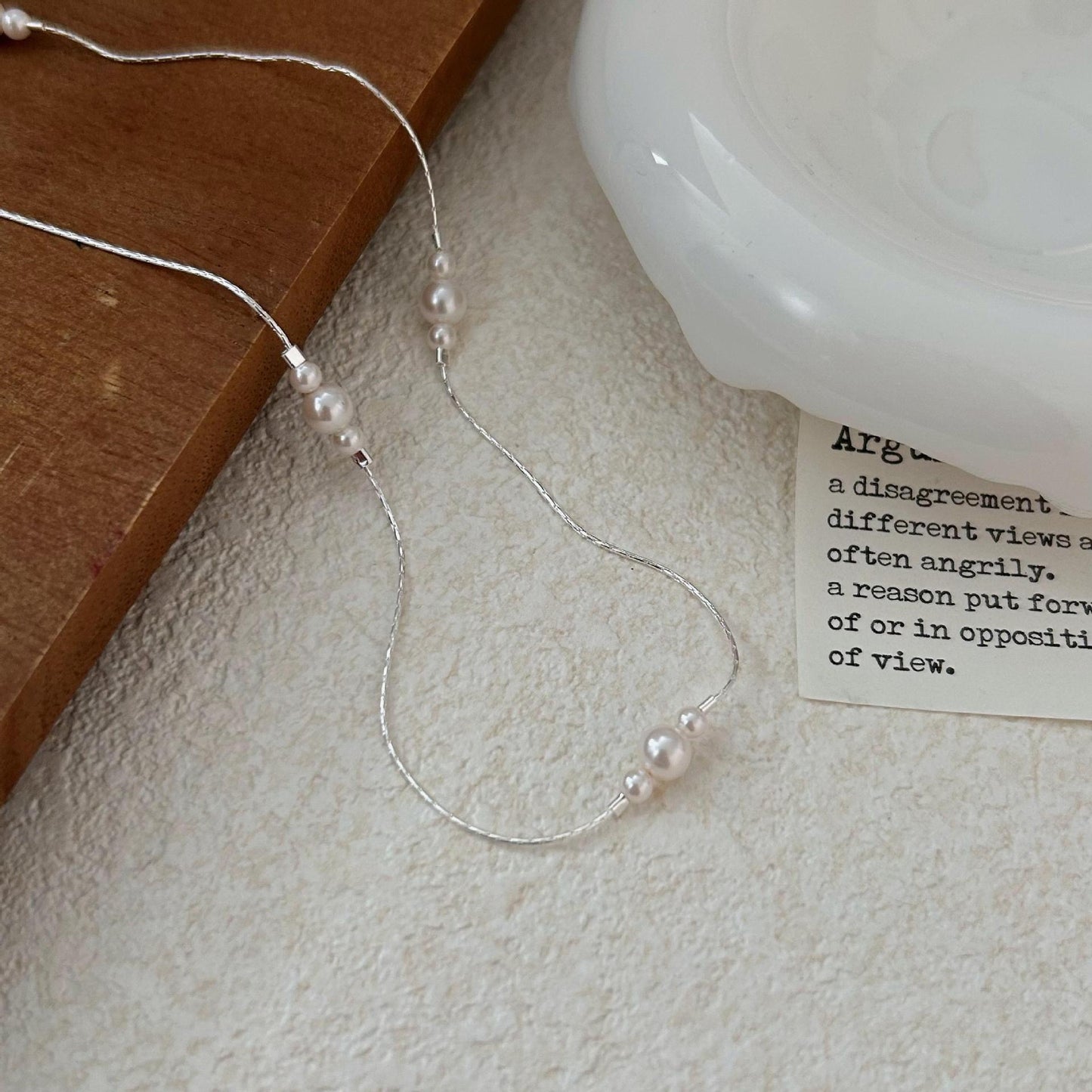 Argent Pearl Necklace