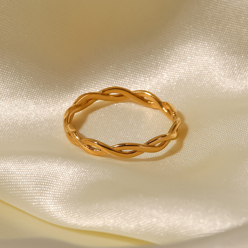 Knotted Souls Ring