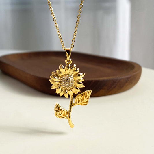 Gale Sunflower Necklace